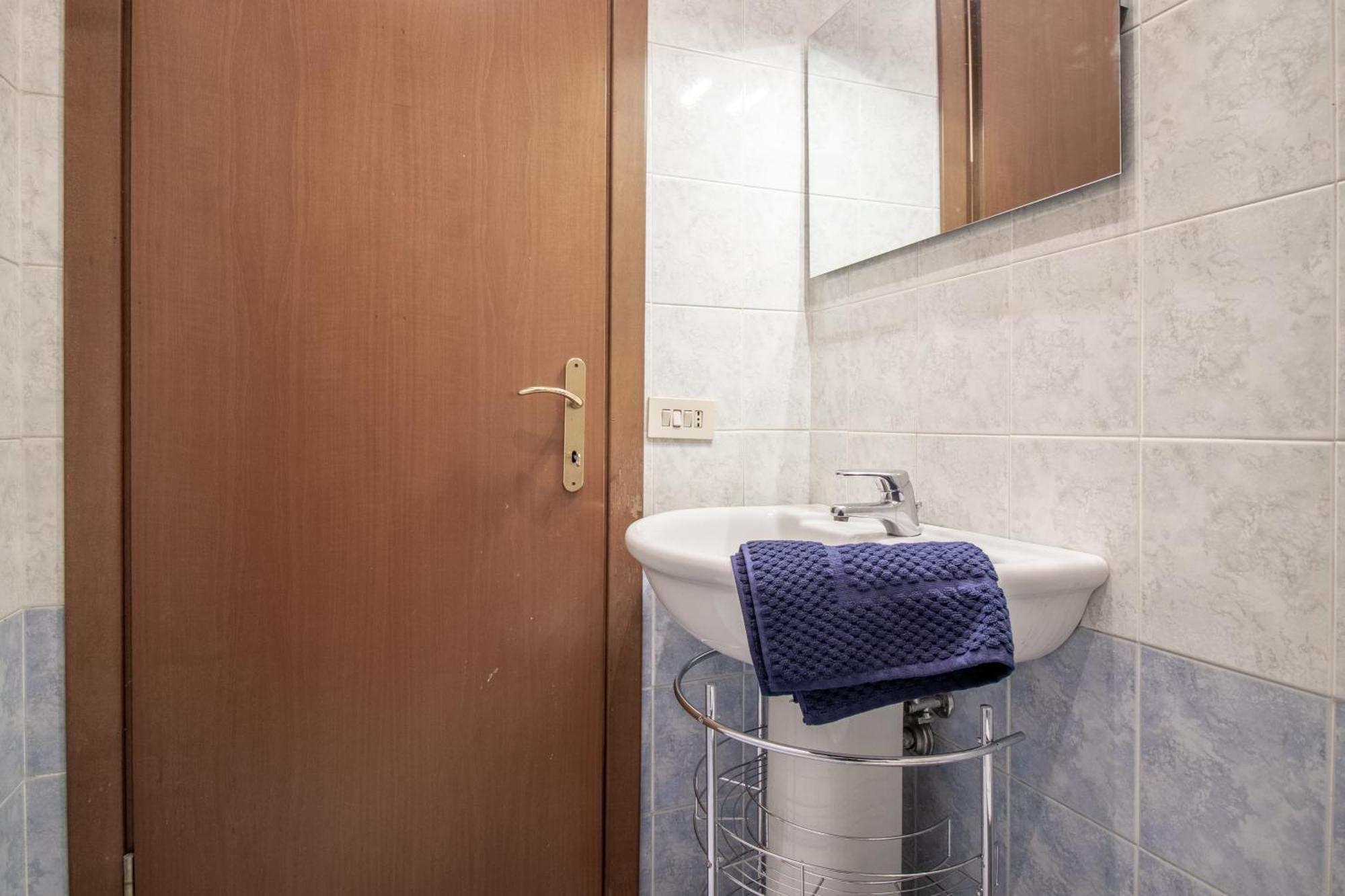Borgo Vittorio 76, Rome